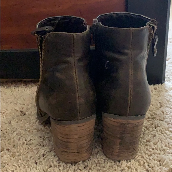 Booties - Picture 3 of 5